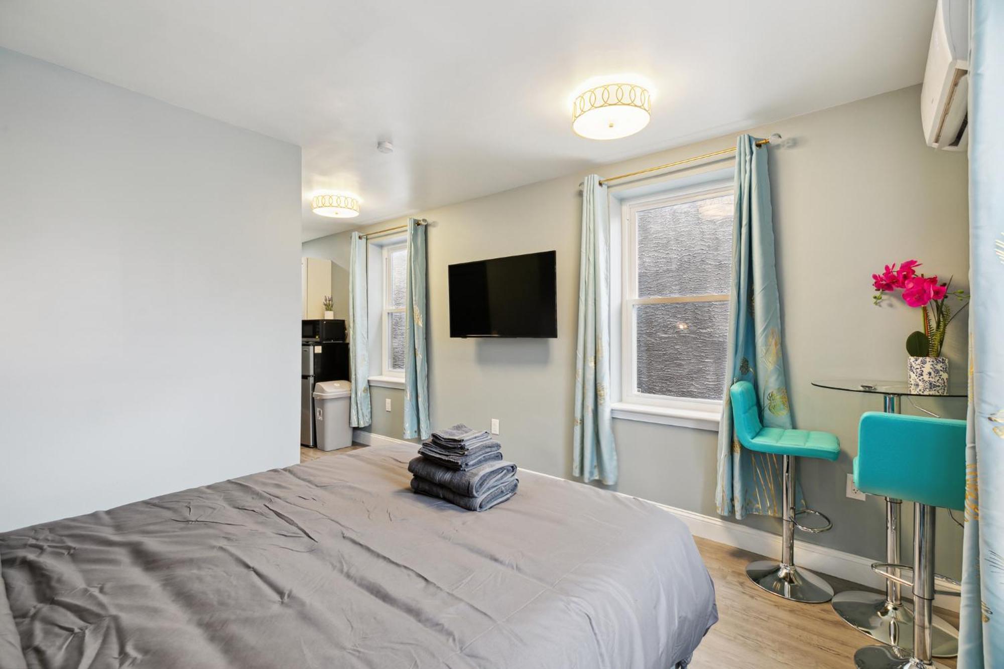 Luna Philadelphia On N 10Th St Apartment Exterior photo